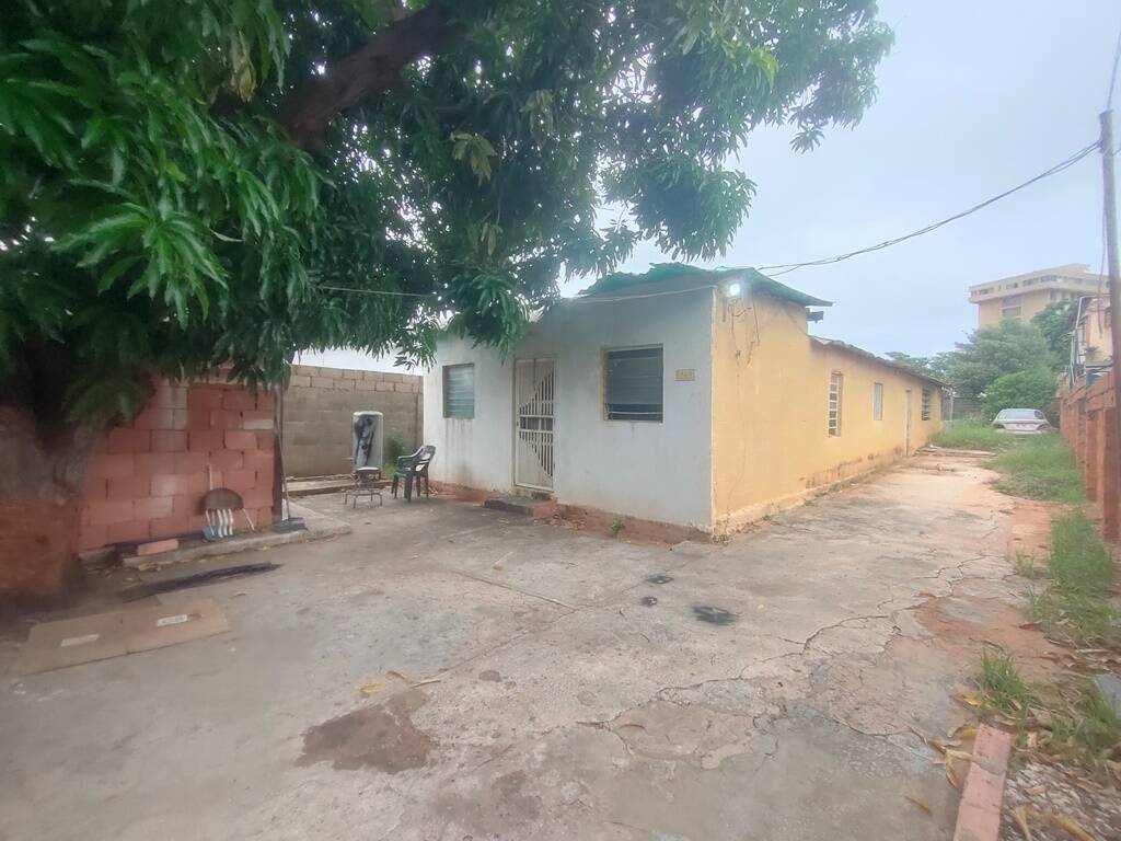 #5340 - CASA COMERCIAL para Venta en Maracaibo - V