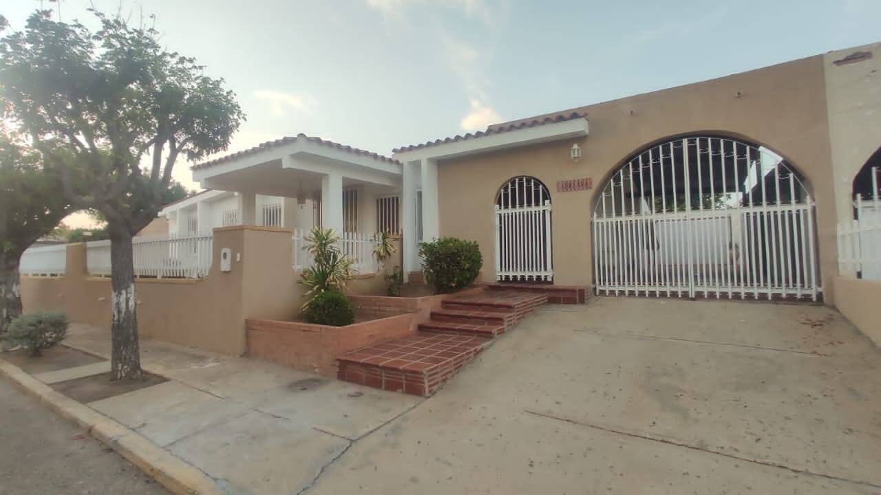 #5788 - CASA para Venta en Maracaibo - V